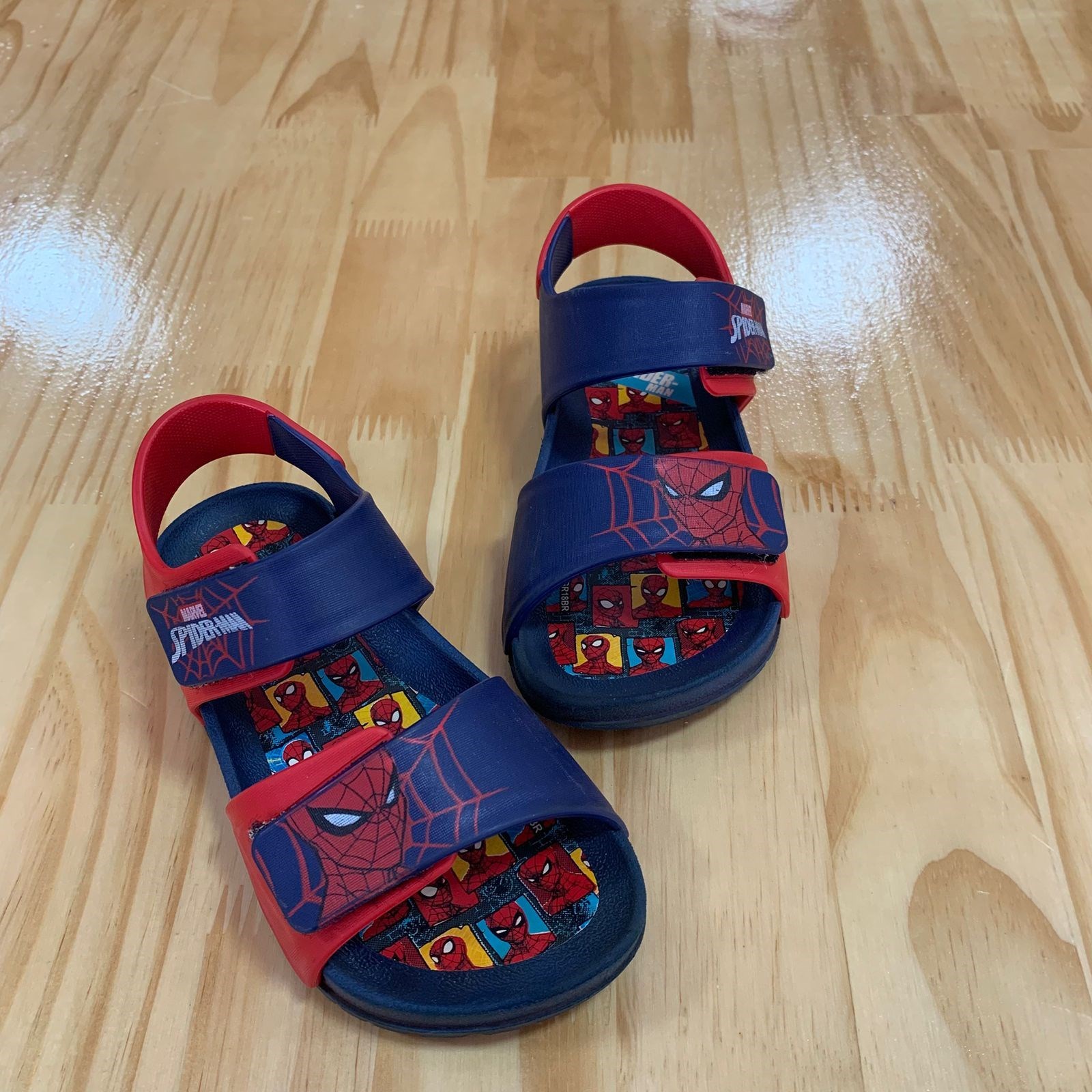 Sandália Grendene Homem-Aranha