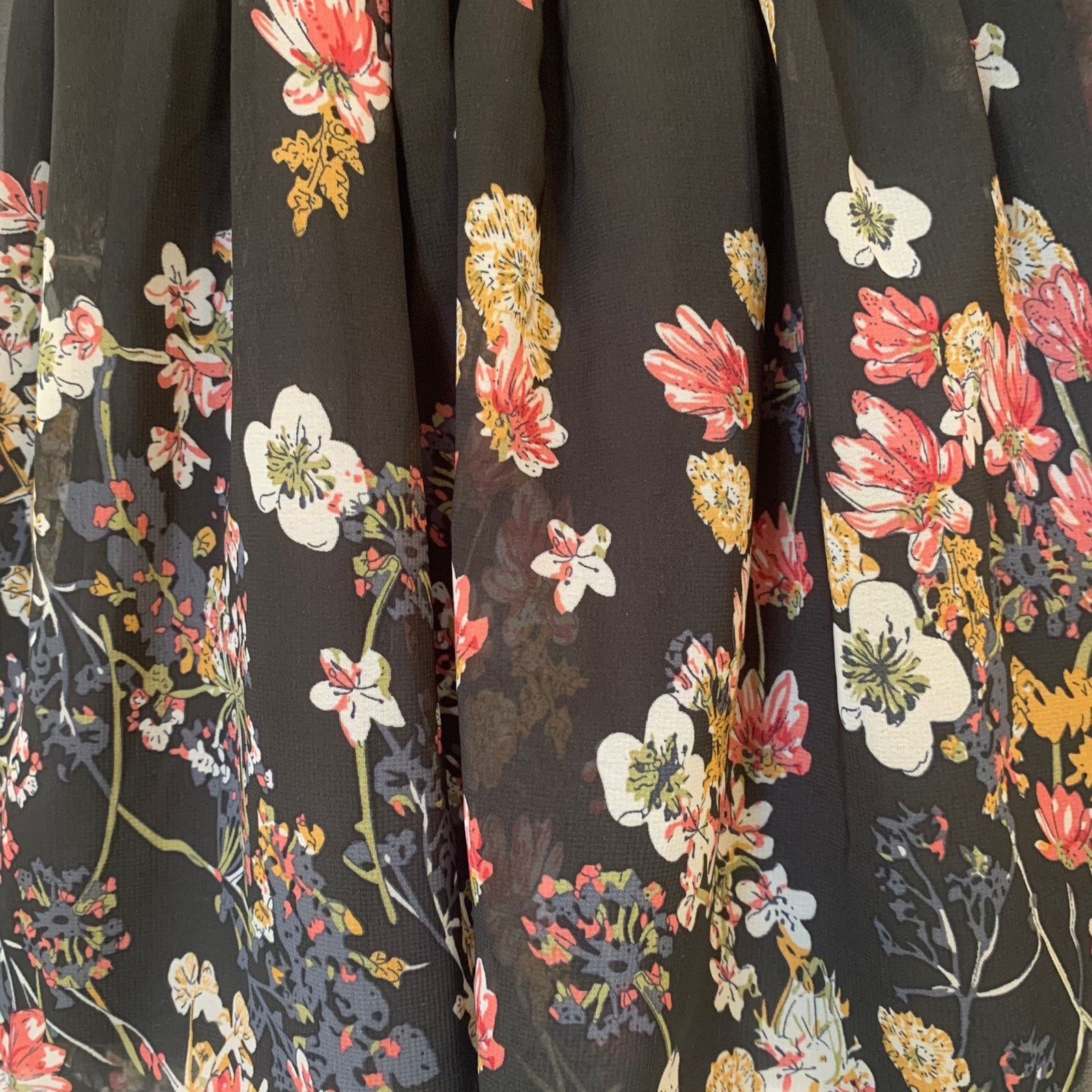 Vestido tricô + crepe 