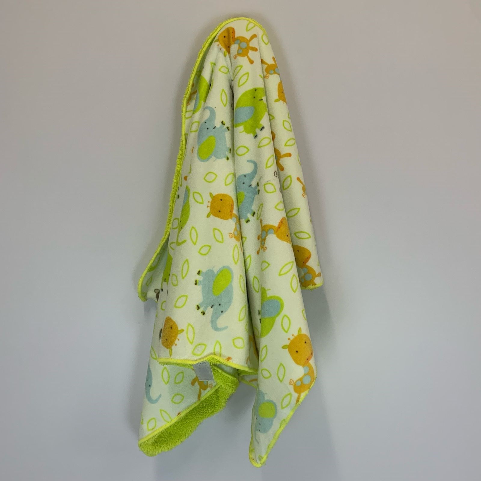 Cobertor de plush Carter's - animais