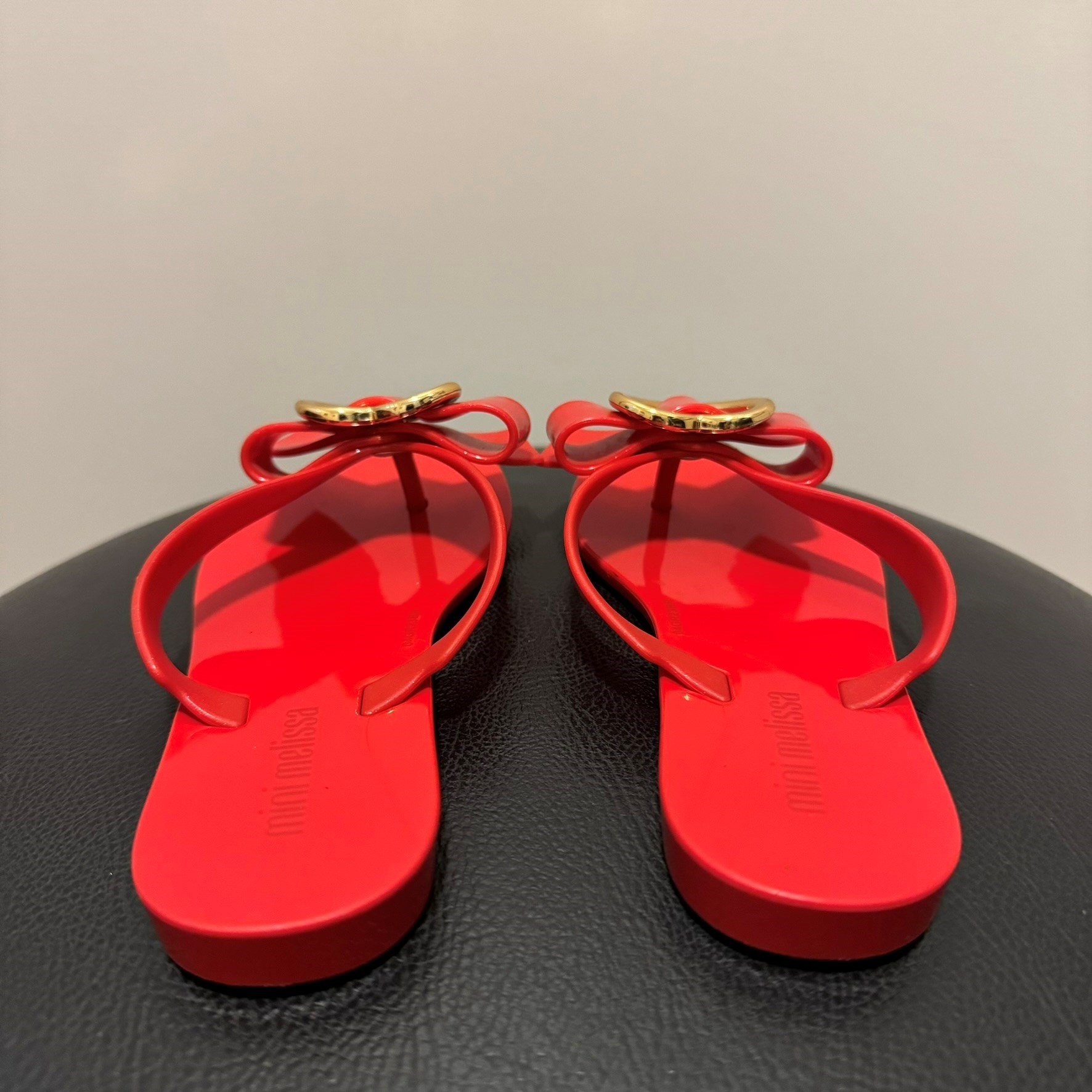 Chinelo vermelho lacinho Melissa