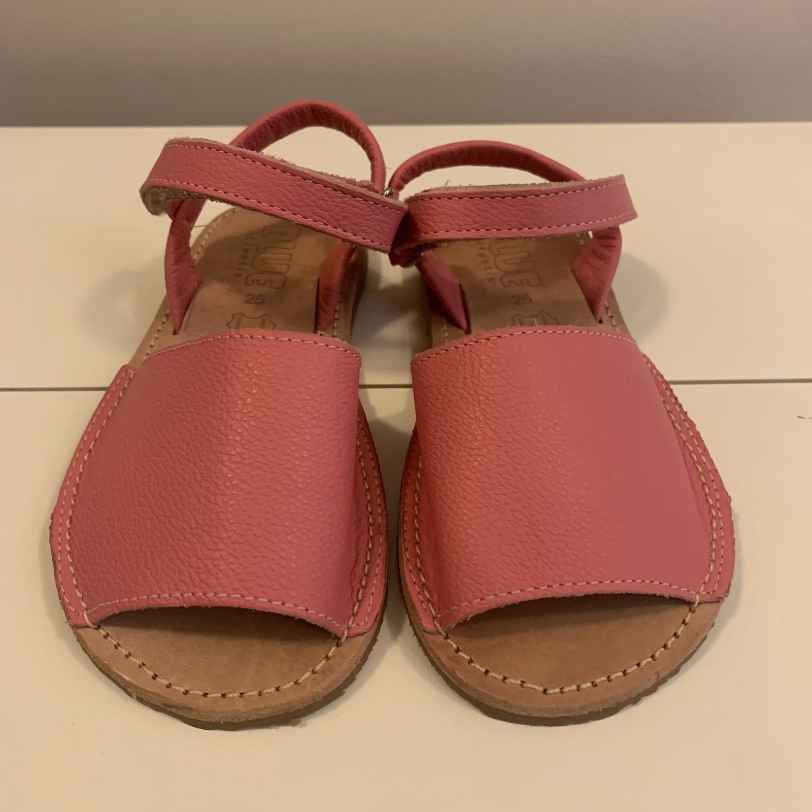 Sandália de couro legítimo cor de rosa - PRODUTO NOVO