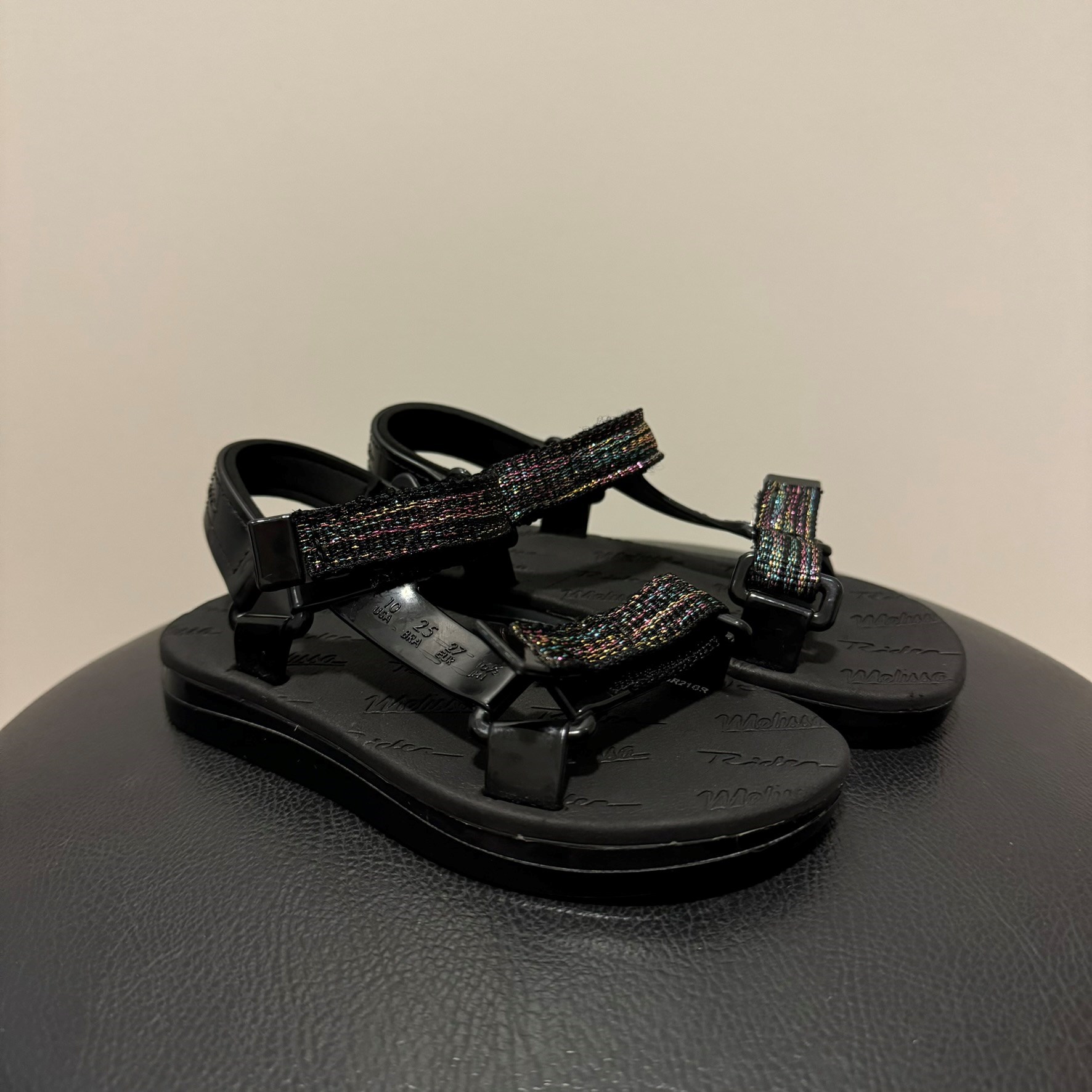 Sandália Melissa preta collab Rider