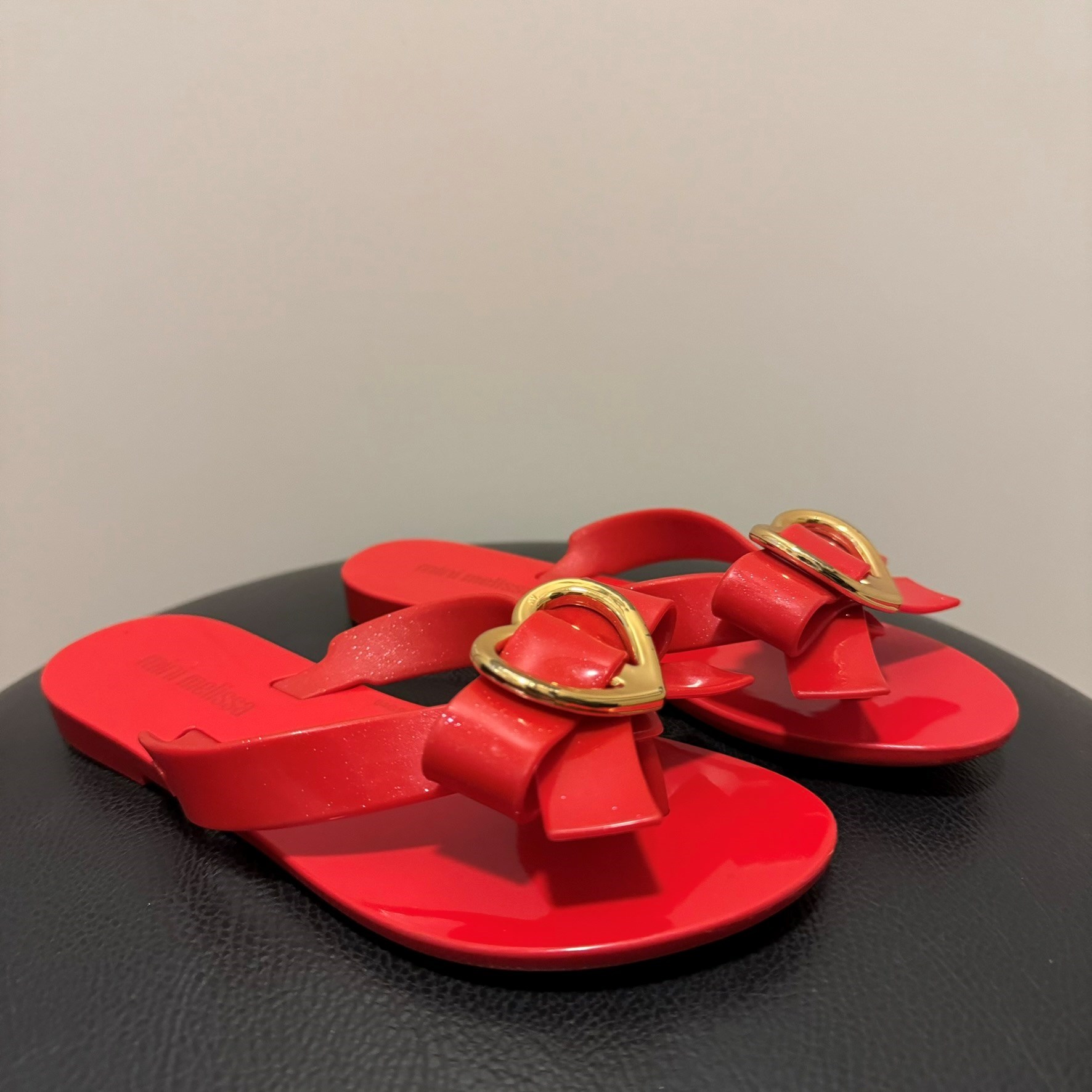 Chinelo vermelho lacinho Melissa