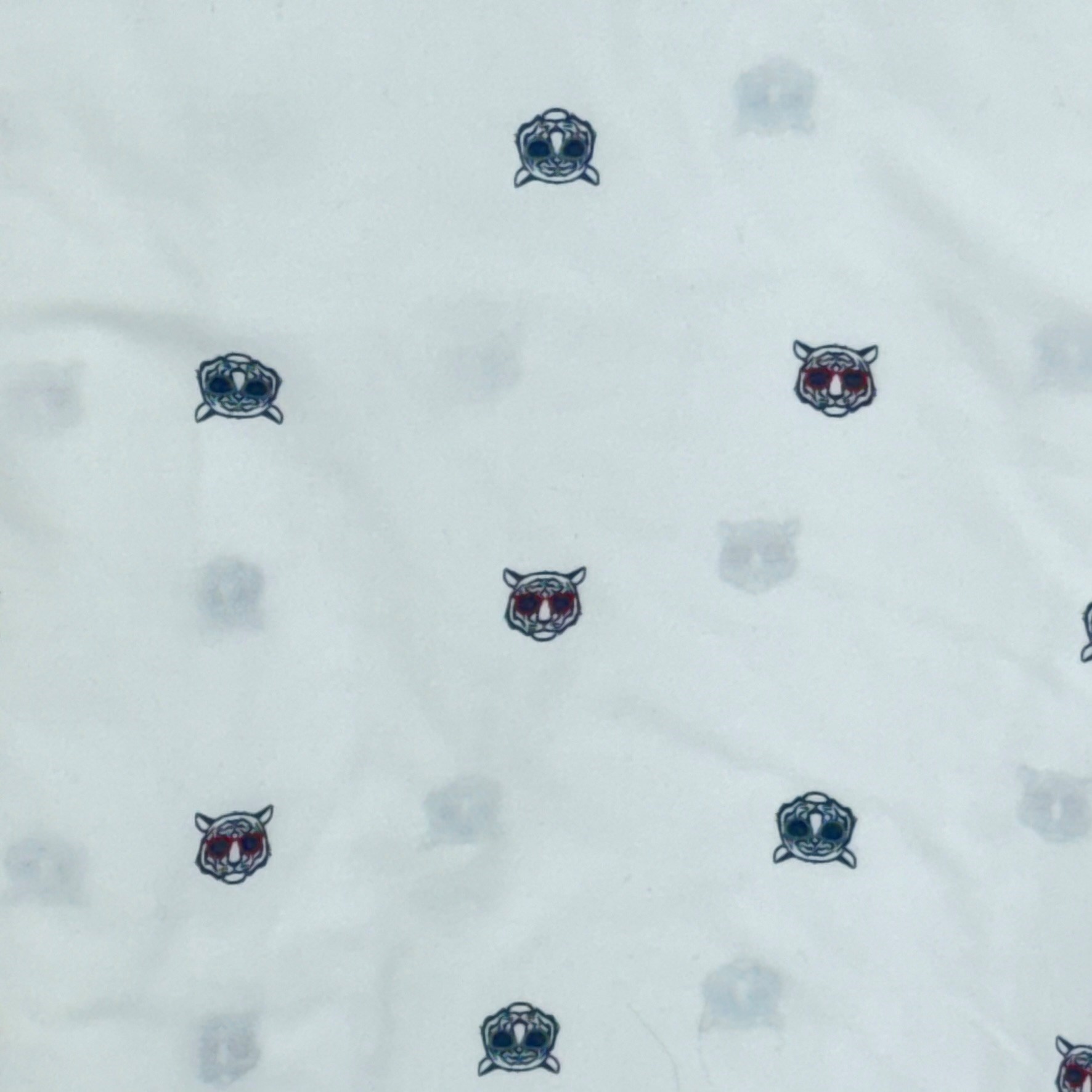 Camisa branca com tigres de óculos - OshKosh