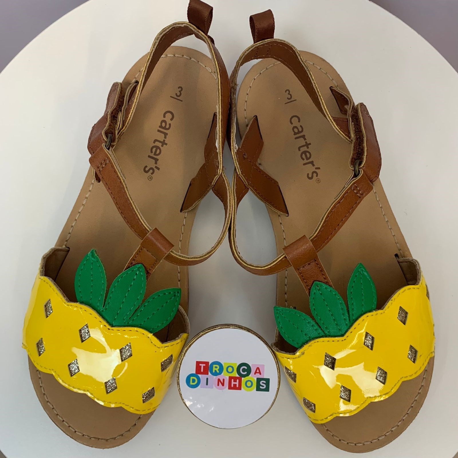 Sandália abacaxi Carter's