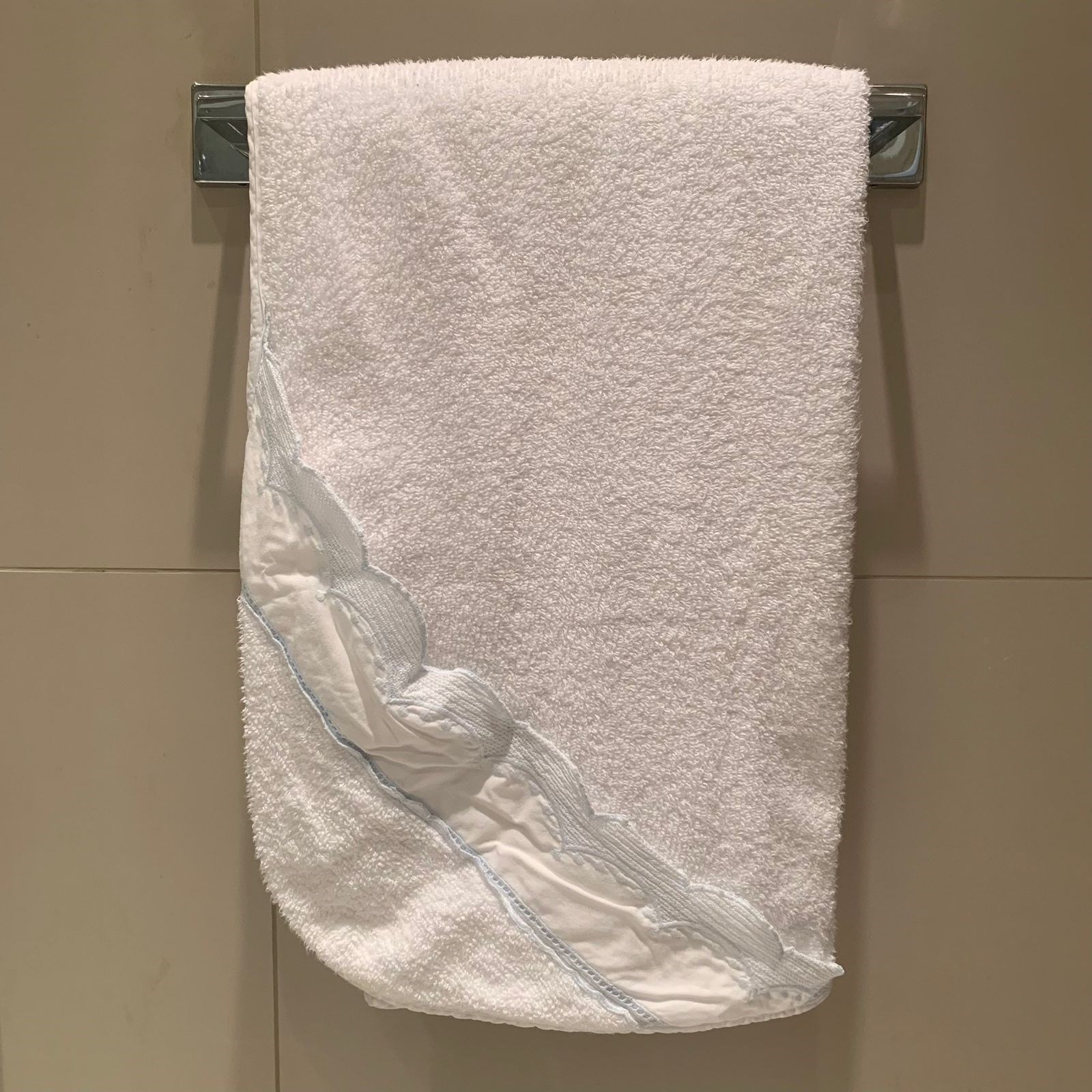 Toalha bebê Trussardi