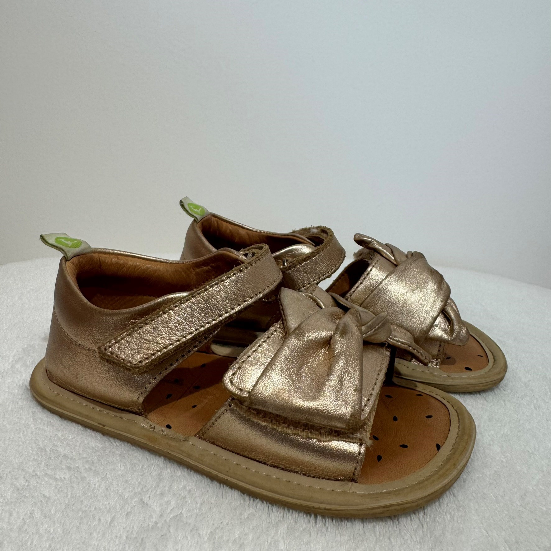 Sandália dourada - Tip Toey Joey